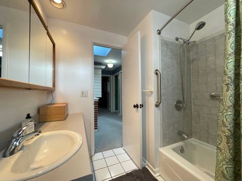 Tiny photo for 606 B South Boulevard, Evanston, IL 60202 (MLS # 12484871)