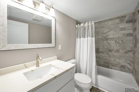 Tiny photo for 2208 Sprucewood Lane, Lindenhurst, IL 60046 (MLS # 12555397)