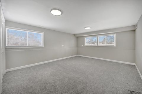 Tiny photo for 2208 Sprucewood Lane, Lindenhurst, IL 60046 (MLS # 12555397)