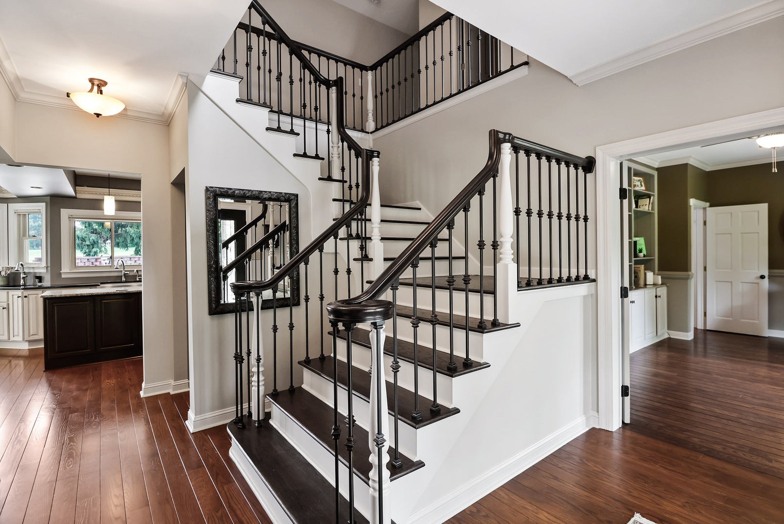 250 Bridlewood Lane