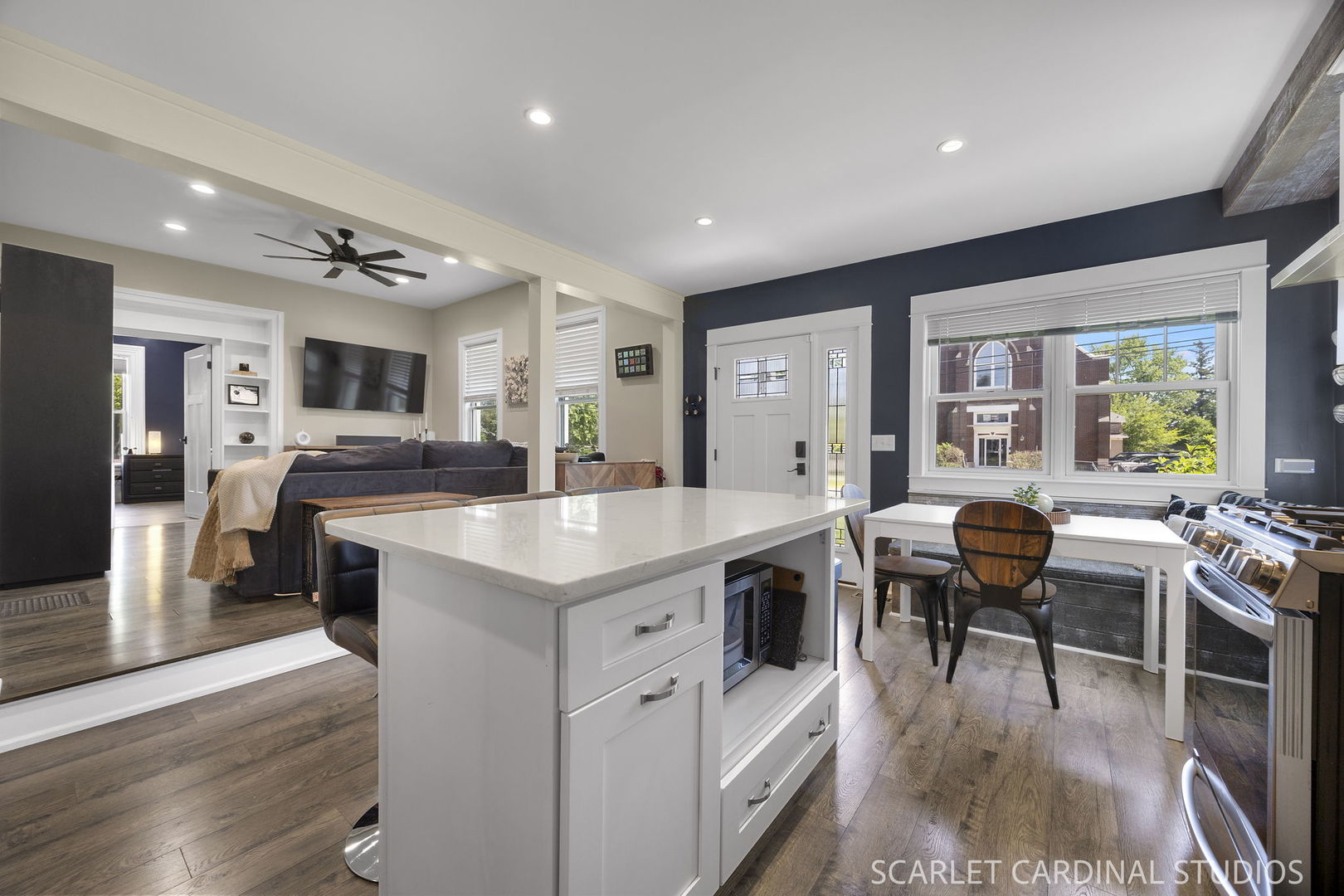 27 N Lincoln Street