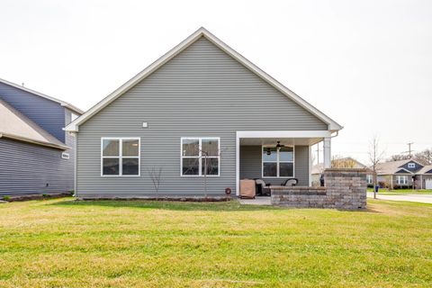 Tiny photo for Gurnee, IL 60031 (MLS # 12591481)