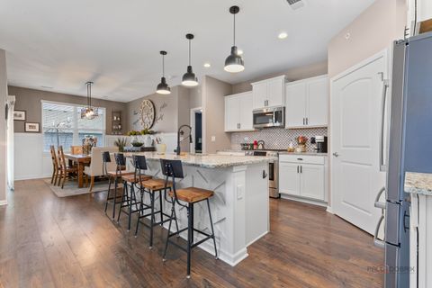 Tiny photo for Gurnee, IL 60031 (MLS # 12591481)