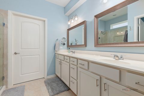 Tiny photo for Gurnee, IL 60031 (MLS # 12591481)