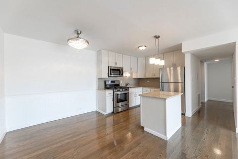 Tiny photo for 9820 S Pulaski Road #213, Oak Lawn, IL 60453 (MLS # 12488784)