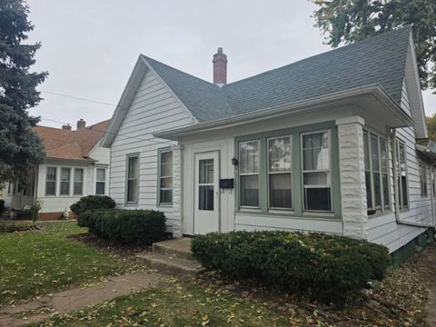 Photo of 613 N SHABBONA Street, Streator, IL 61364 (MLS # 12503785)