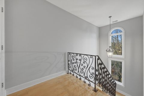 Tiny photo for 11361 W Plainfield Road, Indian Head Park, IL 60525 (MLS # 12571710)