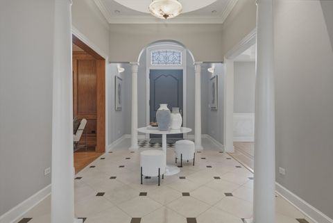 Tiny photo for 11361 W Plainfield Road, Indian Head Park, IL 60525 (MLS # 12571710)