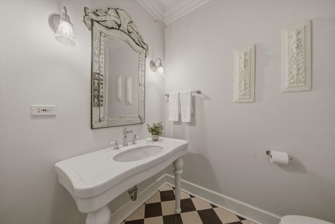 Tiny photo for 11361 W Plainfield Road, Indian Head Park, IL 60525 (MLS # 12571710)