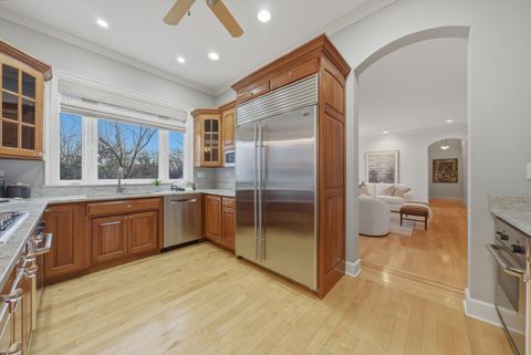 Tiny photo for 11361 W Plainfield Road, Indian Head Park, IL 60525 (MLS # 12571710)