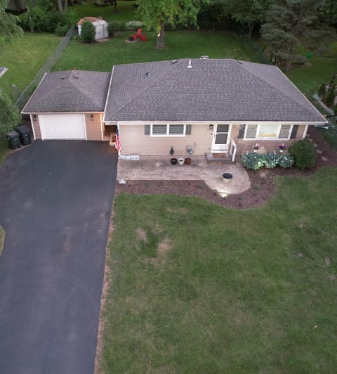 Tiny photo for 1911 Hazelwood Drive, Lindenhurst, IL 60046 (MLS # 12684072)