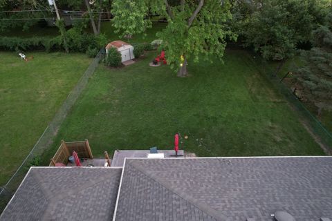 Tiny photo for 1911 Hazelwood Drive, Lindenhurst, IL 60046 (MLS # 12684072)