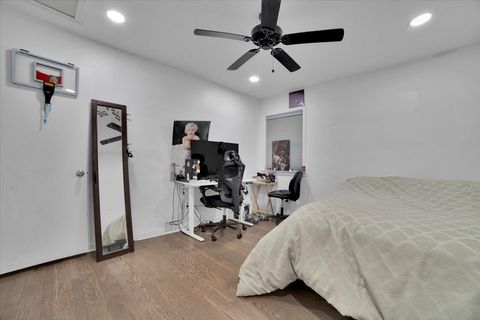 Tiny photo for 5549 W 102nd Street, Oak Lawn, IL 60453 (MLS # 12642120)