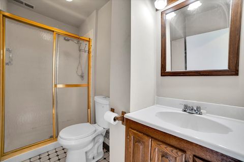 Tiny photo for 5549 W 102nd Street, Oak Lawn, IL 60453 (MLS # 12642120)