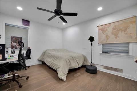 Tiny photo for 5549 W 102nd Street, Oak Lawn, IL 60453 (MLS # 12642120)