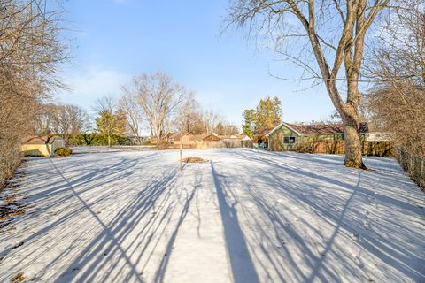 Tiny photo for 20836 N Catalpa Street, Deerfield, IL 60015 (MLS # 12596582)