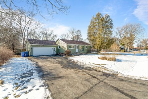 Tiny photo for 20836 N Catalpa Street, Deerfield, IL 60015 (MLS # 12596582)