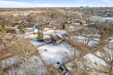 Tiny photo for 20836 N Catalpa Street, Deerfield, IL 60015 (MLS # 12596582)