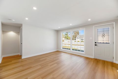 Tiny photo for 20836 N Catalpa Street, Deerfield, IL 60015 (MLS # 12596582)