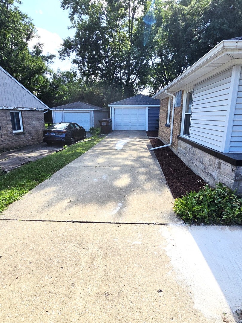 277 Minocqua Street