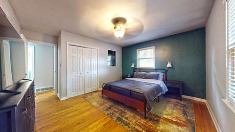 Tiny photo for 1607 W William Street, Champaign, IL 61821 (MLS # 12485976)