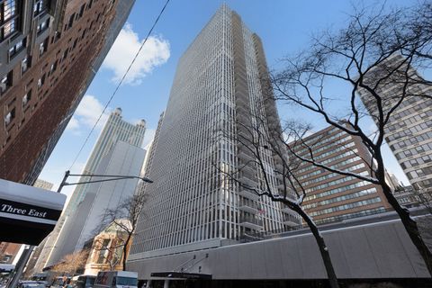 200 E DELAWARE Place 13D Chicago IL 60611