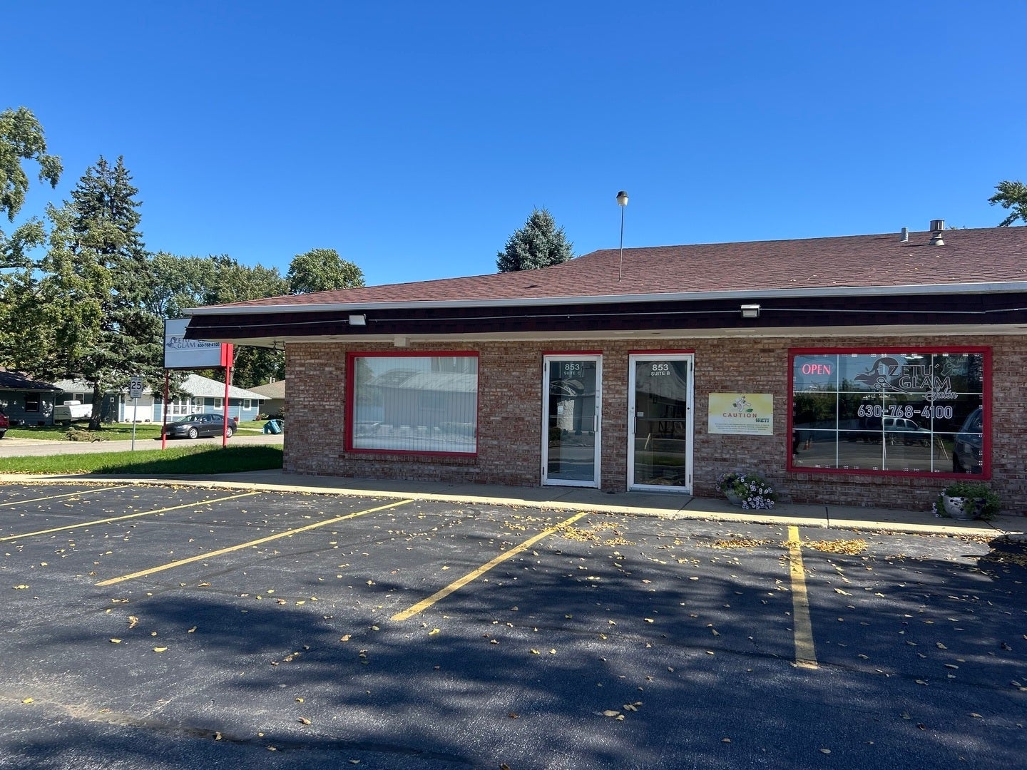 853 N Highland Avenue