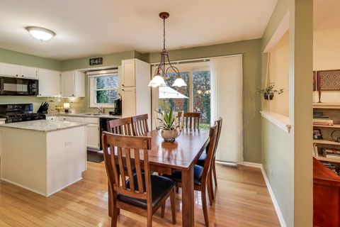 Tiny photo for 461 Evergreen Drive, Vernon Hills, IL 60061 (MLS # 12520600)