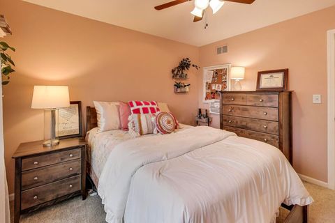 Tiny photo for 461 Evergreen Drive, Vernon Hills, IL 60061 (MLS # 12520600)