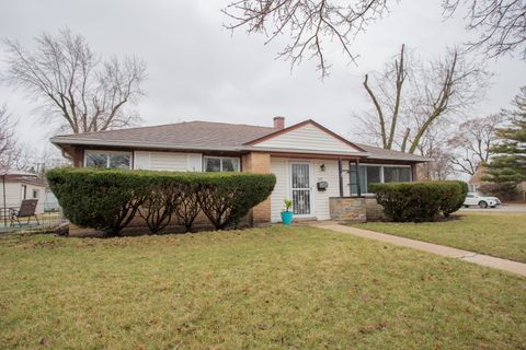 Photo of 609 E Thacker Street, Des Plaines, IL 60016 (MLS # 12588759)