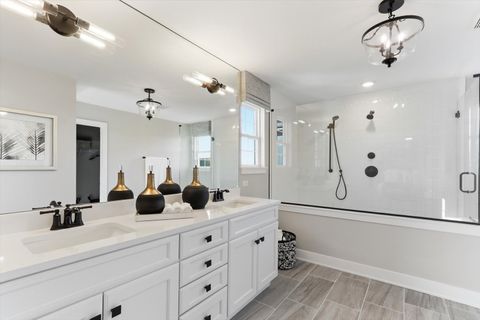 Tiny photo for 110 39th Street, Downers Grove, IL 60515 (MLS # 12520063)