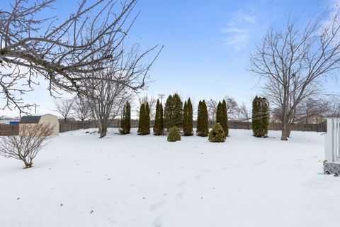 Tiny photo for 1712 Dusk Drive, Zion, IL 60099 (MLS # 12528526)
