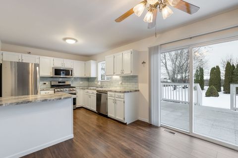 Tiny photo for 1712 Dusk Drive, Zion, IL 60099 (MLS # 12528526)