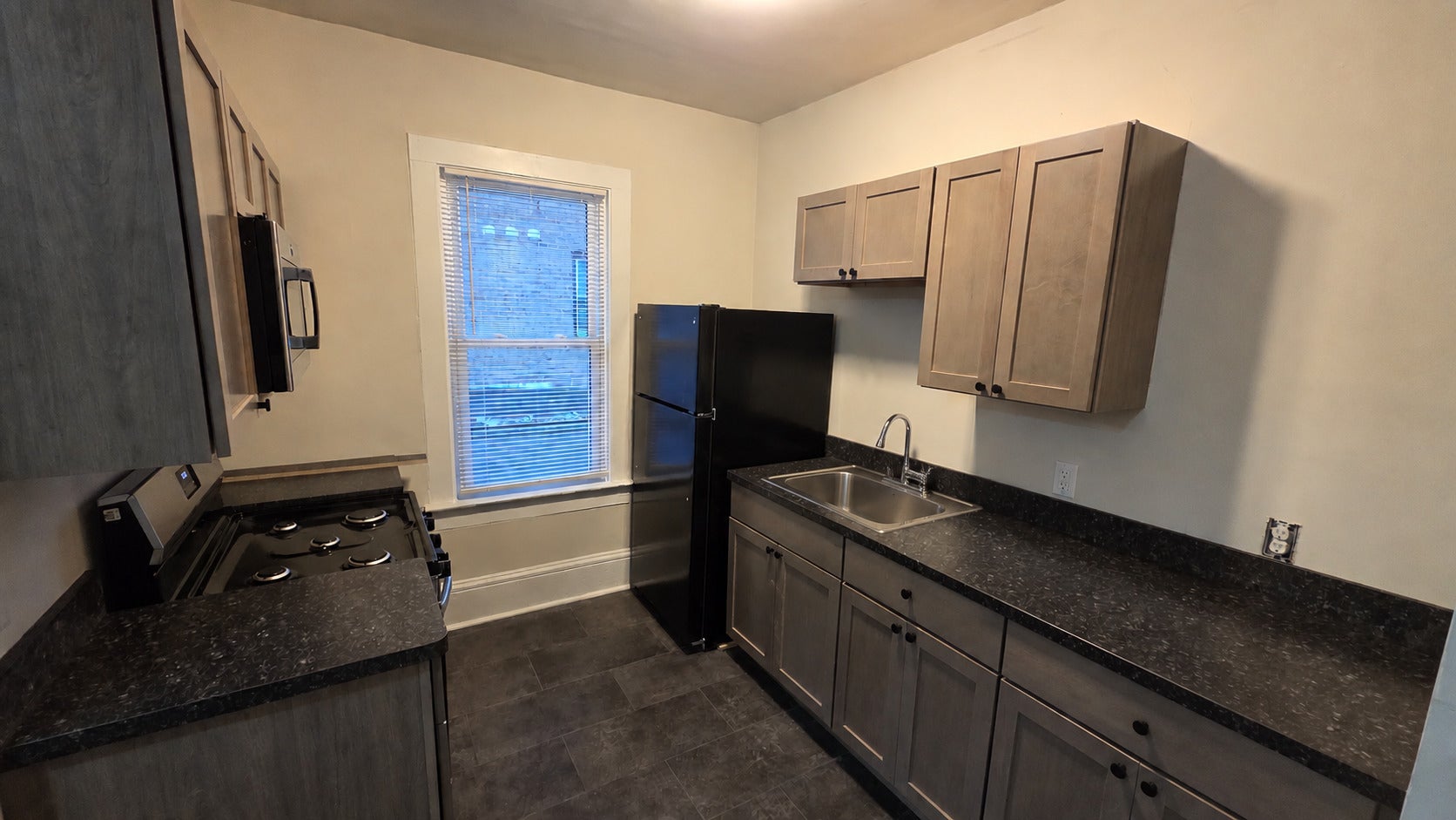 127 Cedar Avenue 2F