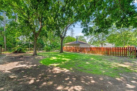 Tiny photo for 660 1st Street, Crete, IL 60417 (MLS # 12435791)