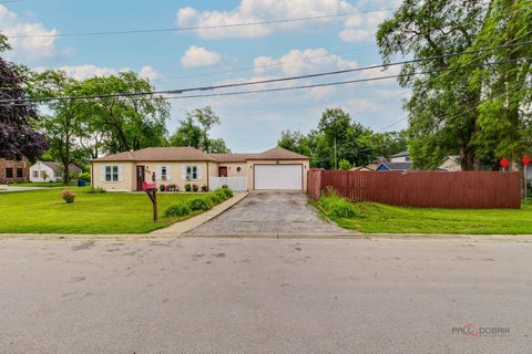 Tiny photo for 402 S Addison Street, Bensenville, IL 60106 (MLS # 12691270)