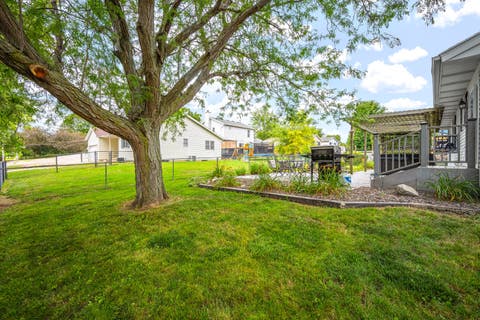 Tiny photo for 2831 Rutherford Drive, Bloomington, IL 61705 (MLS # 12716638)