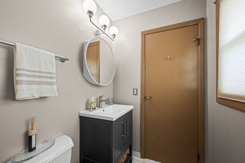 Tiny photo for 603 W Saint Aubin Drive, Addison, IL 60101 (MLS # 12744813)