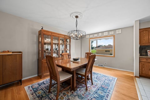 Tiny photo for 603 W Saint Aubin Drive, Addison, IL 60101 (MLS # 12744813)