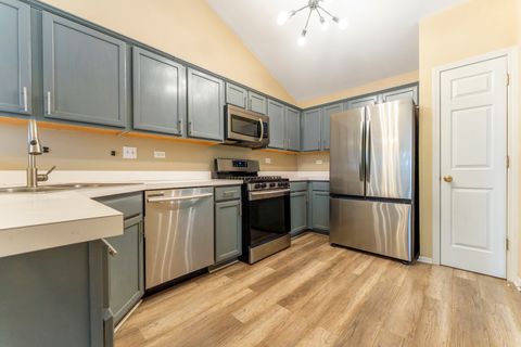 Tiny photo for 152 Hidden Pond Circle, Aurora, IL 60504 (MLS # 12562825)