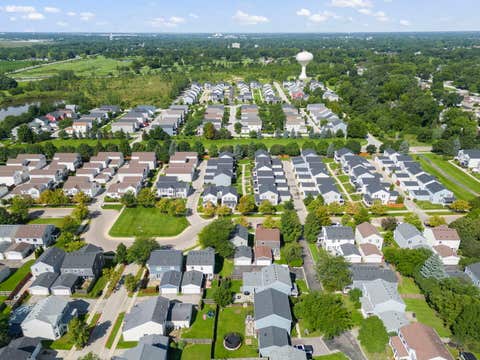 Tiny photo for 1010 Symphony Drive, Aurora, IL 60504 (MLS # 12733891)