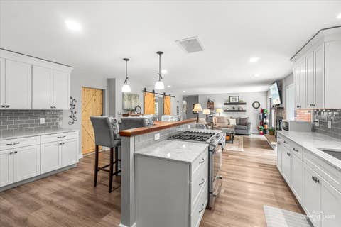 Tiny photo for 120 Riverview Court, Oswego, IL 60543 (MLS # 12734678)