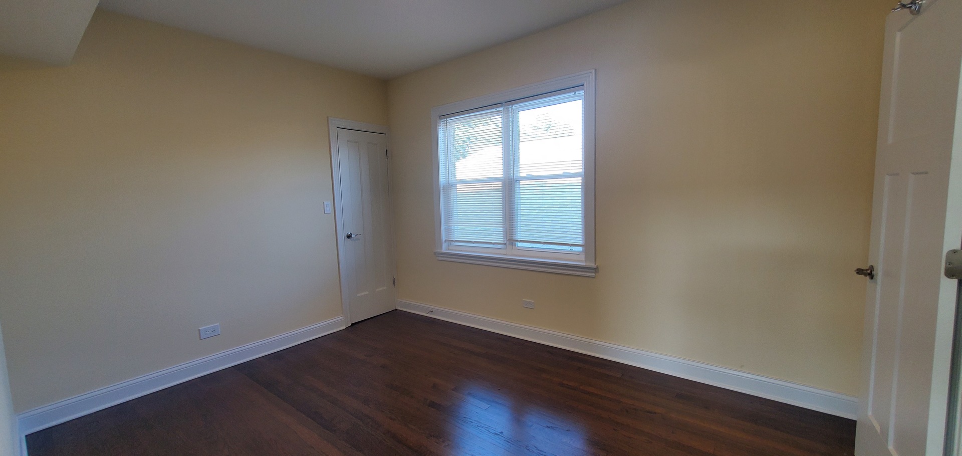 4139 W Fletcher Street 2