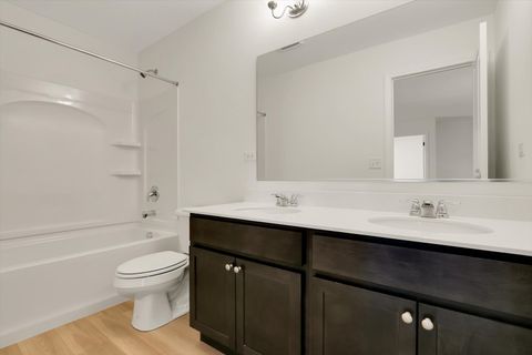 A home in New Lenox