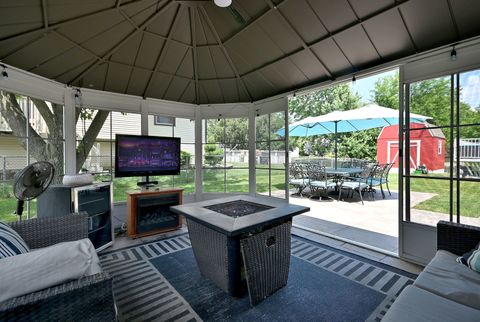 Tiny photo for 101 E Bryn Mawr Avenue, Itasca, IL 60143 (MLS # 12713457)