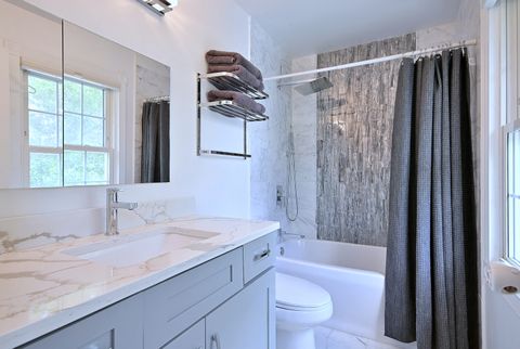 Tiny photo for 101 E Bryn Mawr Avenue, Itasca, IL 60143 (MLS # 12713457)