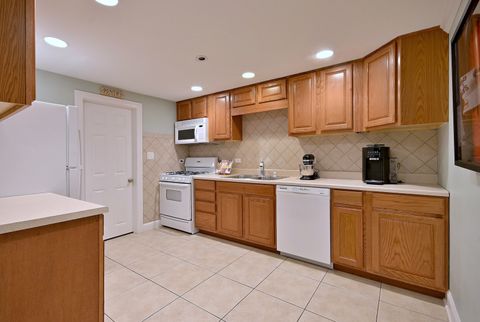 Tiny photo for 101 E Bryn Mawr Avenue, Itasca, IL 60143 (MLS # 12713457)
