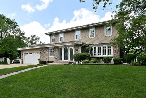 Tiny photo for 101 E Bryn Mawr Avenue, Itasca, IL 60143 (MLS # 12713457)