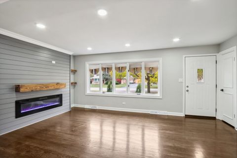 Tiny photo for 5924 W 109th Street, Chicago Ridge, IL 60415 (MLS # 12506948)