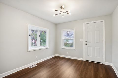 Tiny photo for 5924 W 109th Street, Chicago Ridge, IL 60415 (MLS # 12506948)